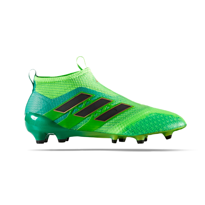 Football shoes